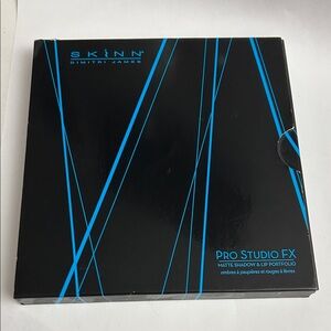 SKINN Pro Studio FX Makeup Portfolio  new in box